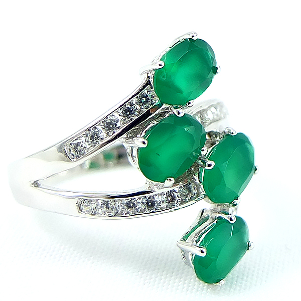 SKJewelryFactory แหวนพลอยกรีนอะเกทแท้ สีเขียวดั่งมรกต ตัวเรือรเงินแท้ ER00836-GAG