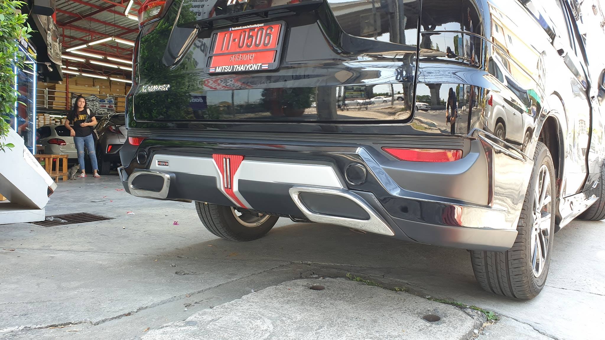 ชุดแต่ง Xpander รุ่น Smart-X 4ชิ้น ( มีท่อใบไม้ )