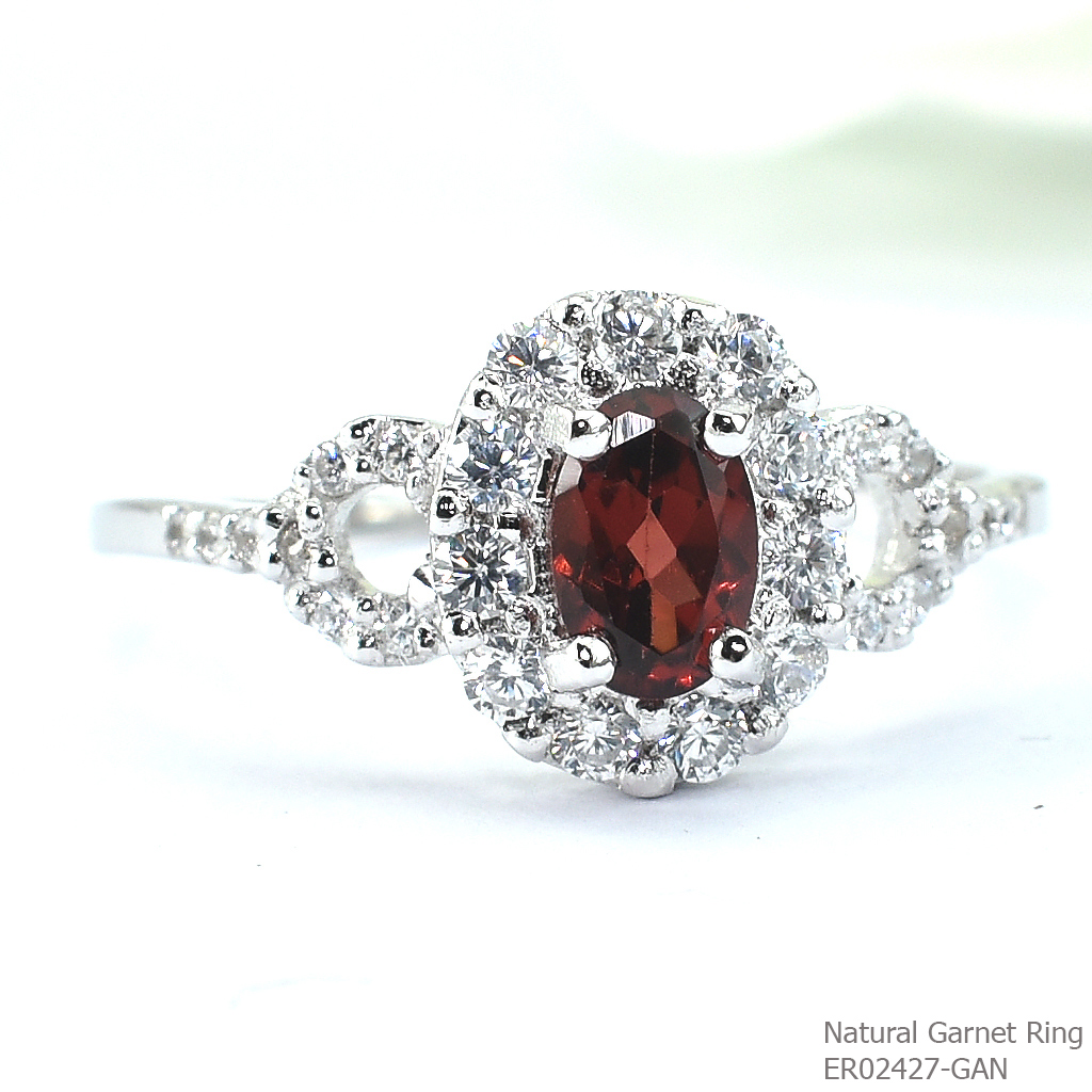 SKJewelryFactory แหวนเงินโกเมนแท้ ล้อมเพชร ER02427-GAN