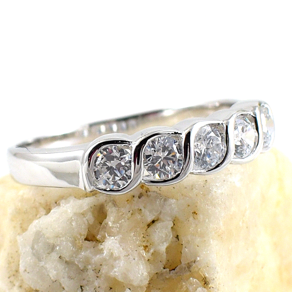 SKJewelryFactory แหวนเเถว แหวนเพชรแถว สุดคลาสสิค ER00869-WCZ