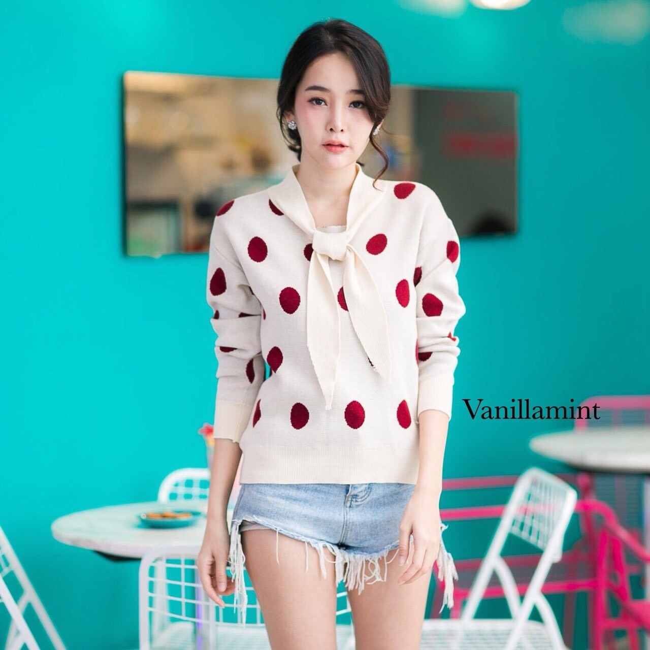 เสิ้อเกาหลี พร้อมส่ง เสื้อแขนยาว ลายจุด
