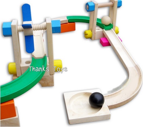 รางลูกบอลไม้