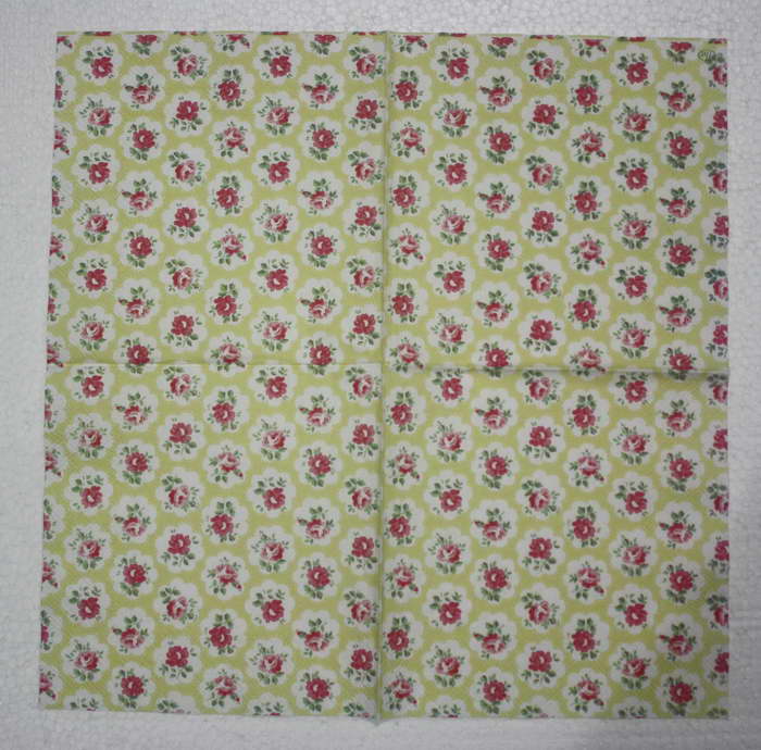 แนวภาพ Cath Kidston ดอกไม้ กุหลาบจิ๋ว ในกรอบดอกไม้ พื้นเหลือง เป็นภาพกระจายเต็มแผ่น กระดาษแนพกิ้นสำหรับทำงาน เดคูพาจ Decoupage Paper Napkins ขนาด 33X33cm