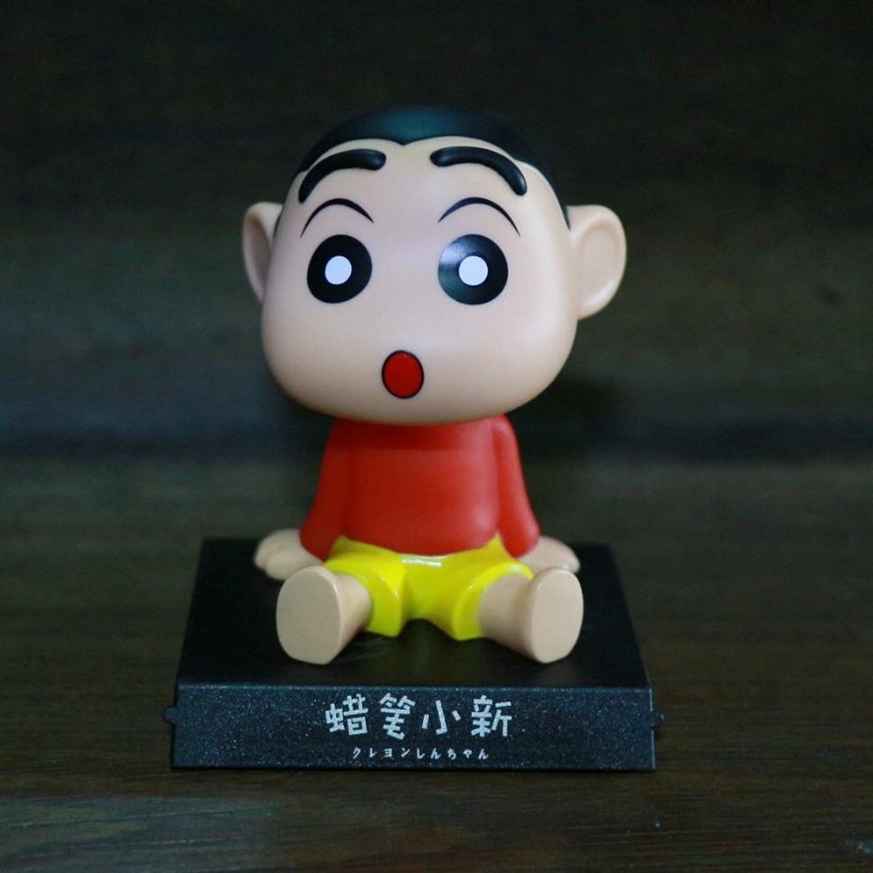 GC016 ตุ๊กตาส่ายหัว ชินจัง วางในรถยนต์ หรือ ตู้โชว์ สวย น่ารัก ตรงฐานสามารถเลื่อนออกมาเพื่อวางมื่อถือได้ครับ