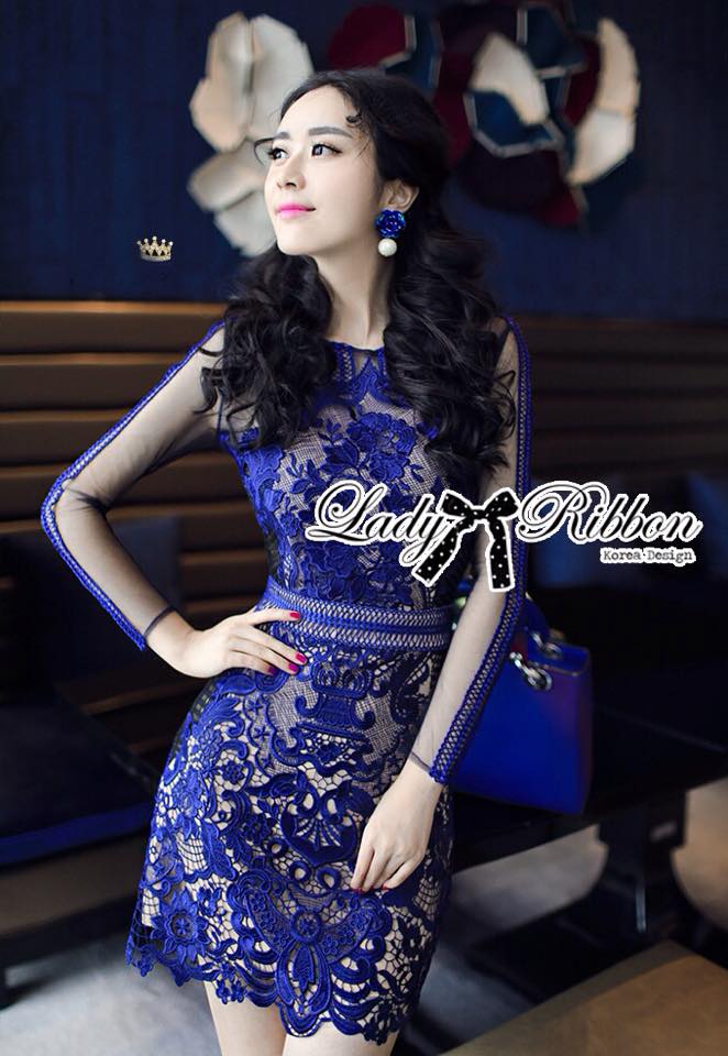 พร้อมส่ง เดรสผ้าออร์แกนซ่าซีทรูตกแต่งผ้าลูกไม้สีน้ำเงิน