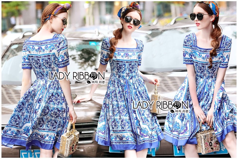 เดรสเกาหลี พร้อมส่ง ชุดเดรส ผ้าเครปพิมพ์ลายสีฟ้า-ขาว