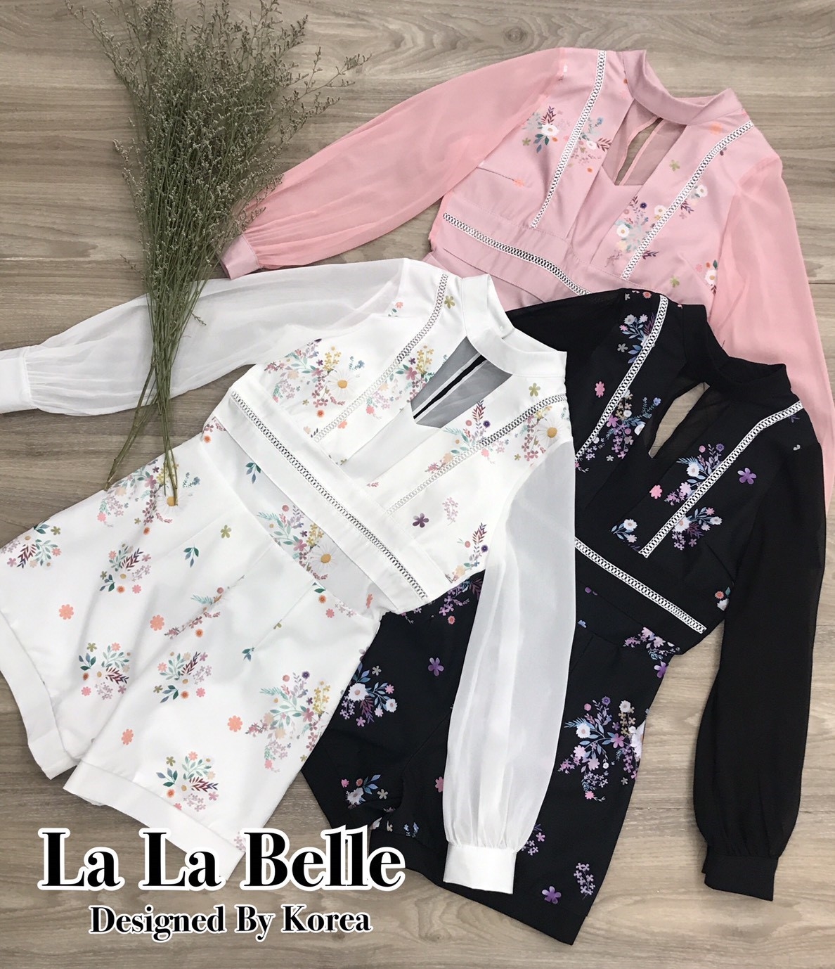 เสื้อผ้าเกาหลี พร้อมส่ง จั้มสูท กางเกงขาสั้น คอตั้งวีอก