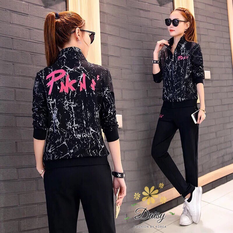 เสื้อผ้าแฟชั่นเกาหลี พร้อมส่ง เสื้อกับกางเกงผ้ายืด