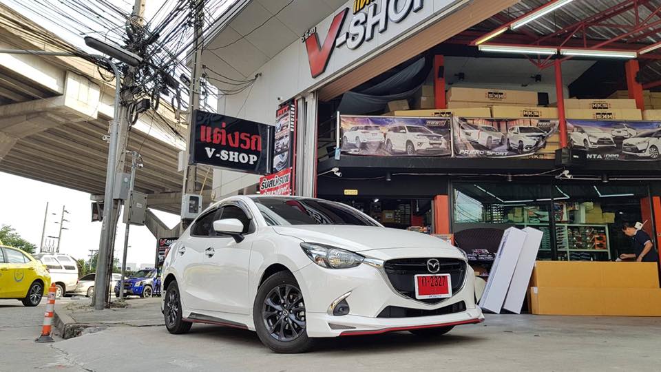 ชุดแต่ง mazda2 skyactive 4ประตู Drive68 4 ชิ้น