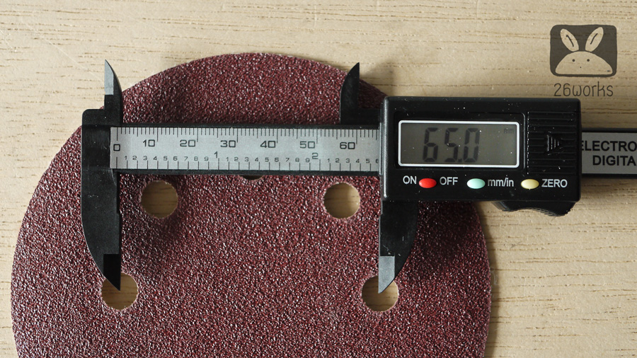 กระดาษทรายกลม 5 นิ้ว 8 รู กล่องละ 50 แผ่น เลือกเบอร์ด้านใน