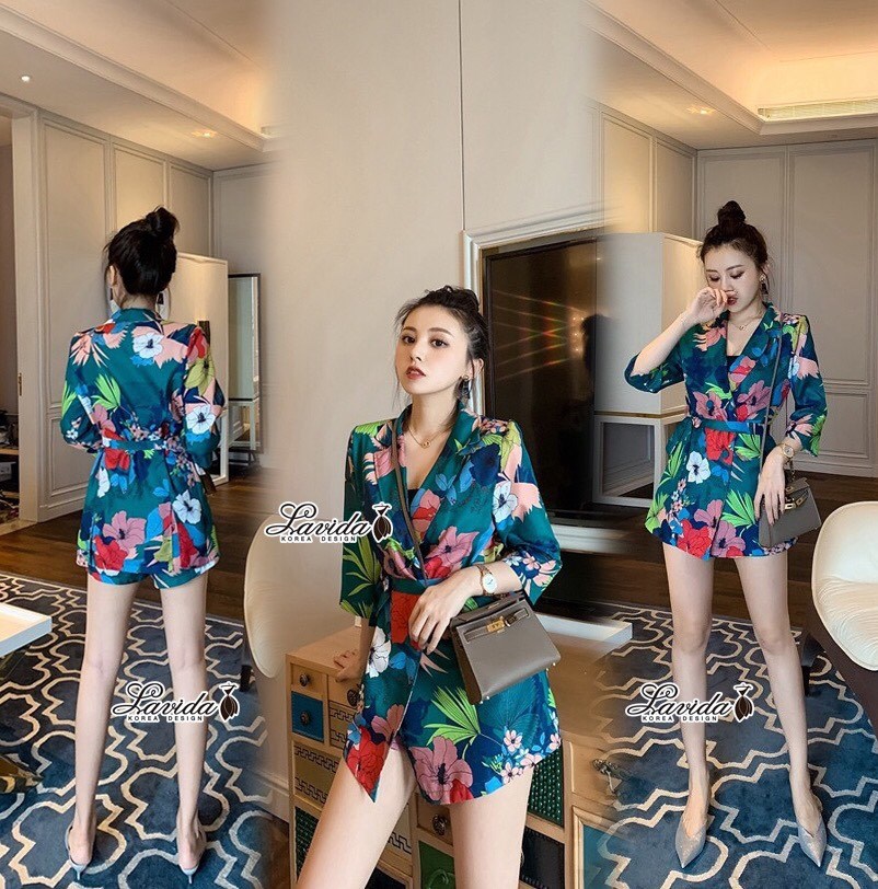 เสื้อผ้าเกาหลี พร้อมส่ง เสื้อสูท กับ กางเกงขาสั้น
