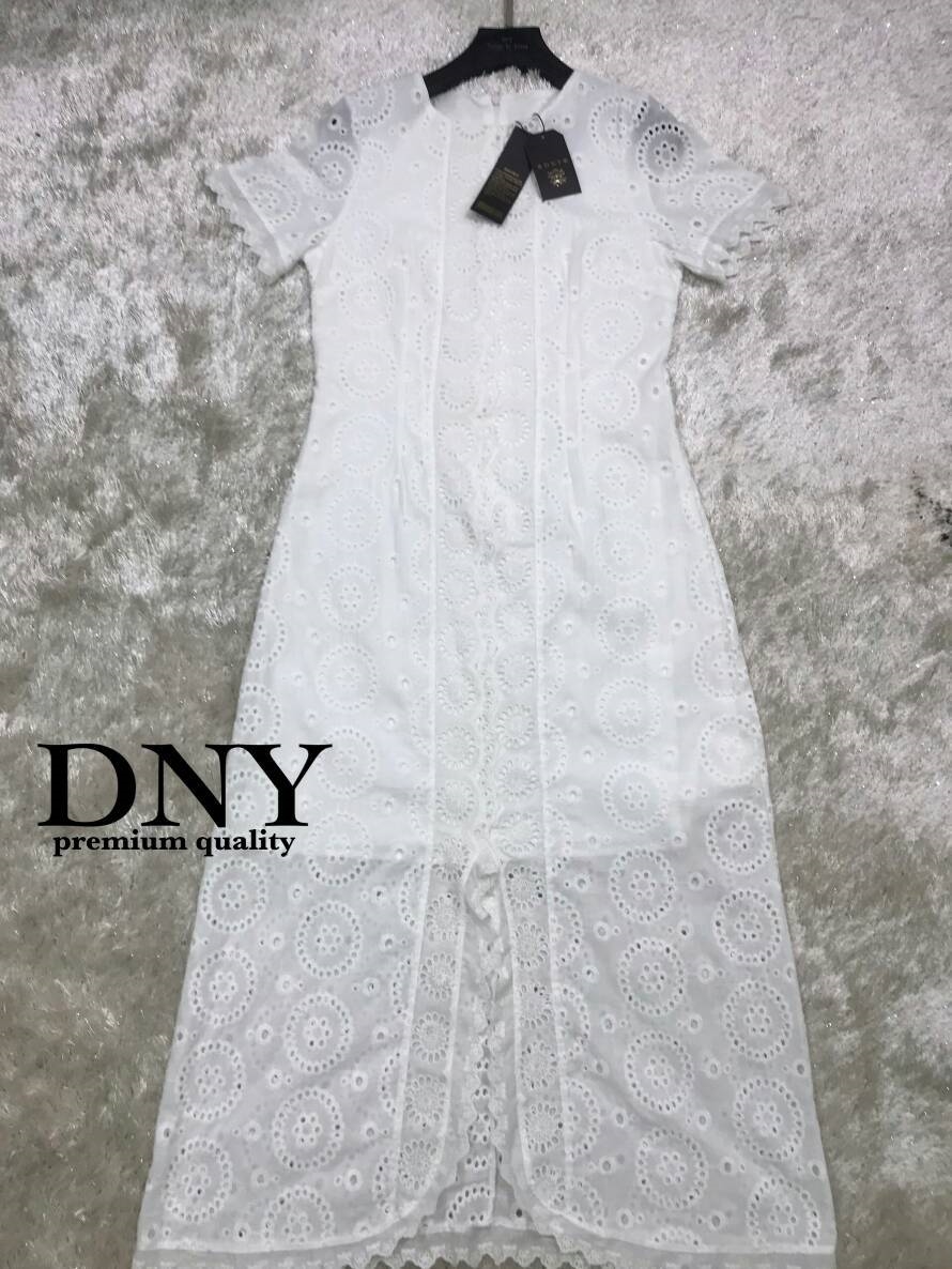 ชุดเดรสเกาหลี พร้อมส่ง Dress กระดุมหน้า ผ้าลายฉลุ