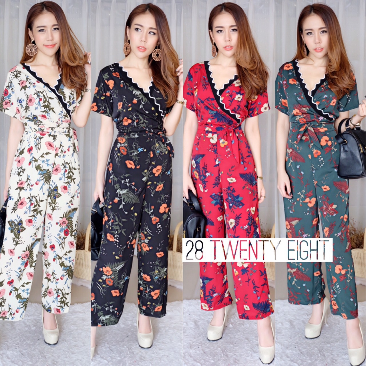 เสื้อผ้าเกาหลี พร้อมส่ง จั้มสูท ลายดอกคอวีหยัก