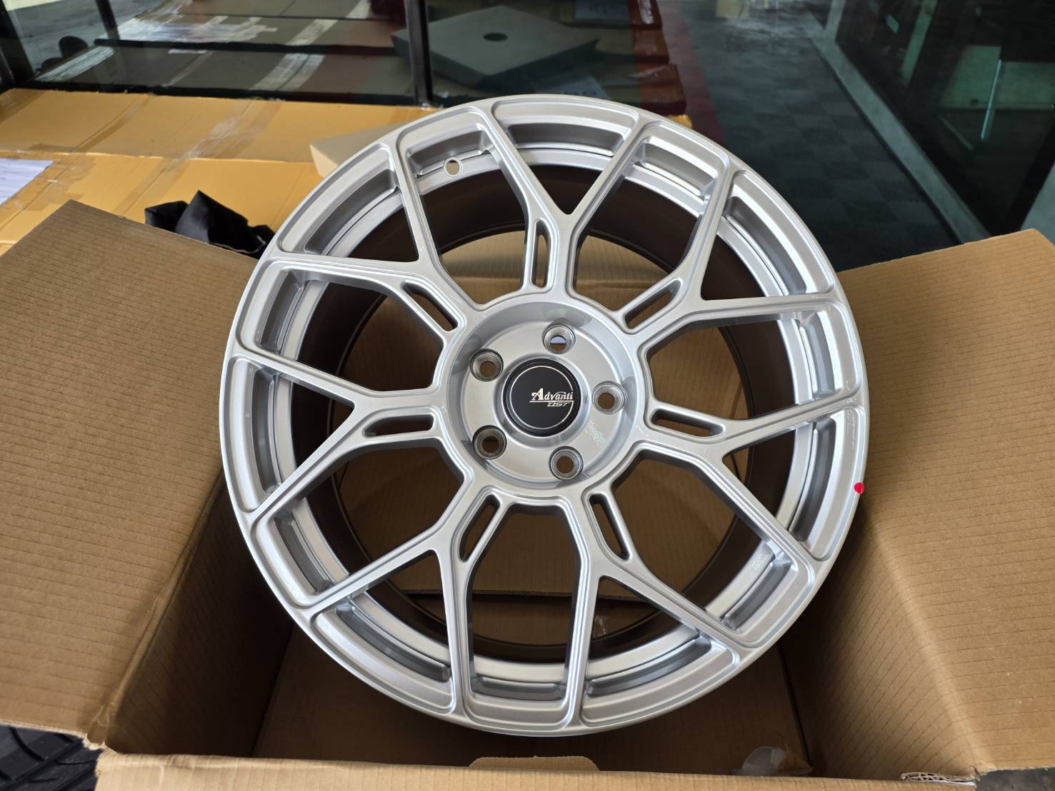 ล้อ Advanti ASPHALT ขอบ18x8.5 5x114.3 ET40 สี Silver *ราคาต่อวง* ล้อเบา DST สำเนา