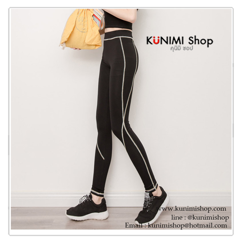 กางเกงเลคกิ้งขายาว เนื้อผ้ายืดหยุ่น ใส่สบาย เลคกิ้งขายาว เอวยางยืด ด้านข้างกางเกงมีแถบยาว 3 เส้น ช่วงต้นขาบนด้านหน้าพิมพ์ลายภาษาอังกฤษ -------------------------------------------------------------------- เนื้อผ้า : ผ้าฝ้ายโพลีเอสเตอร์ มี 3 สี : สีเทาอ่อน , สีเทาเข้ม , สีดำ 