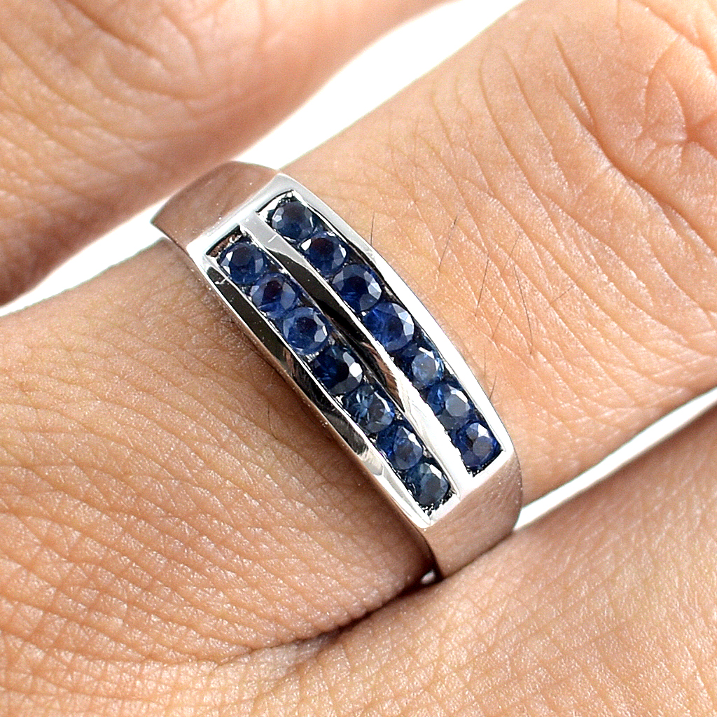 SKJewelryfactory แหวนเงินแท้ 92.5% ฝังพลอยไพลินแท้ ดีไซด์สปอร์ต ER00789-BSA