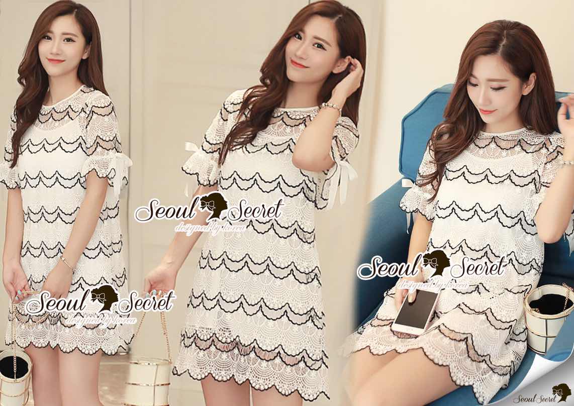 พร้อมส่ง เดรสลายดอกไม้แต่งเป็นชั้นๆ