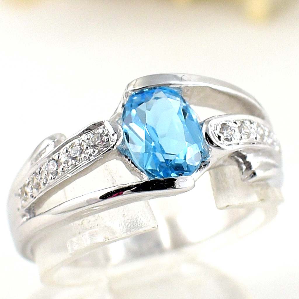 SKJewelryfactory แหวนเงินแท้ ฝังพลอยสวิสบลูโทปาซแท้ ดีไซด์สวยหรู ER00852-SBT