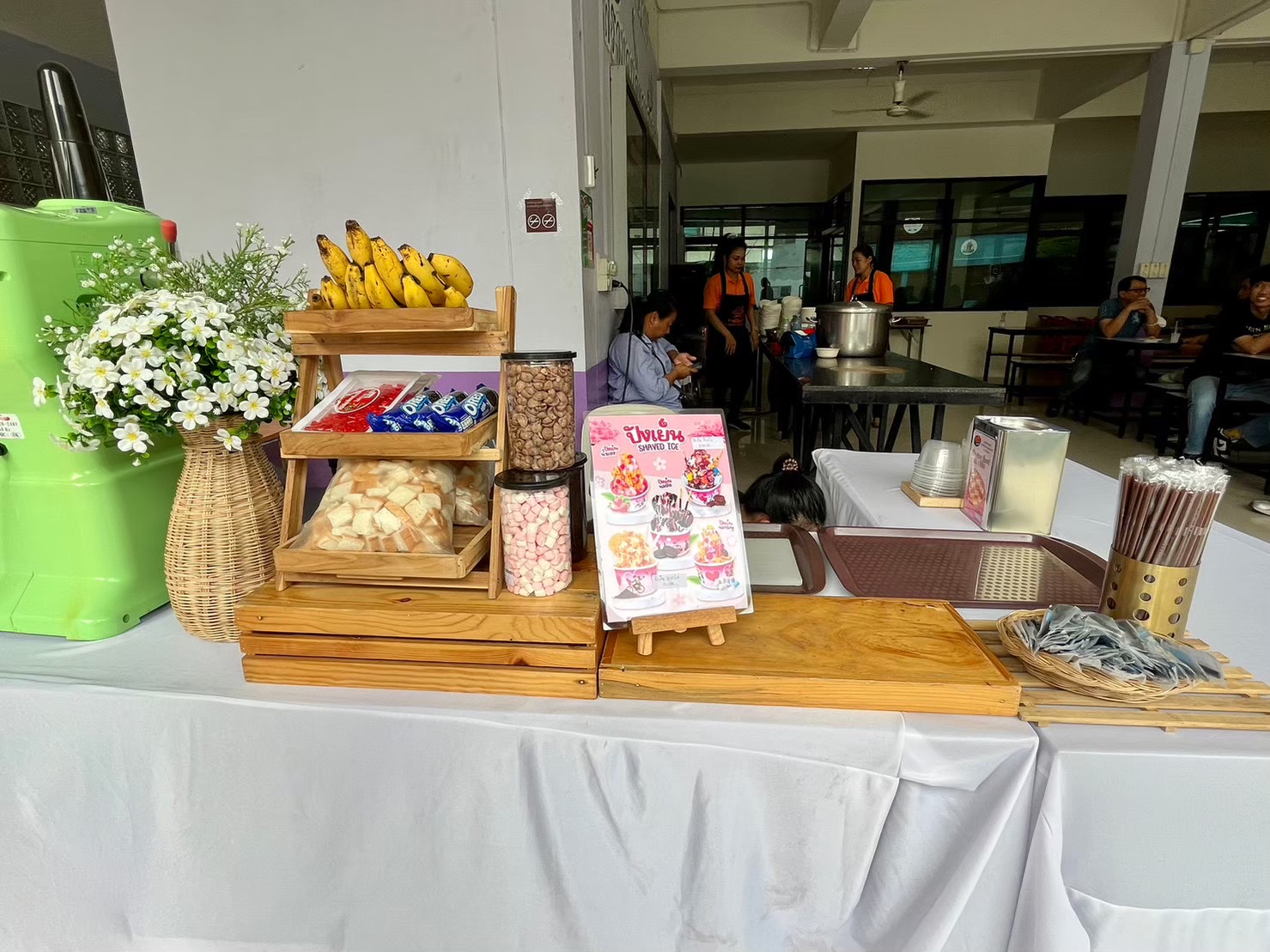 รับออกบูธ ปังเย็นเกล็ดหิมะ น้ำเเข็งใส บิงซู