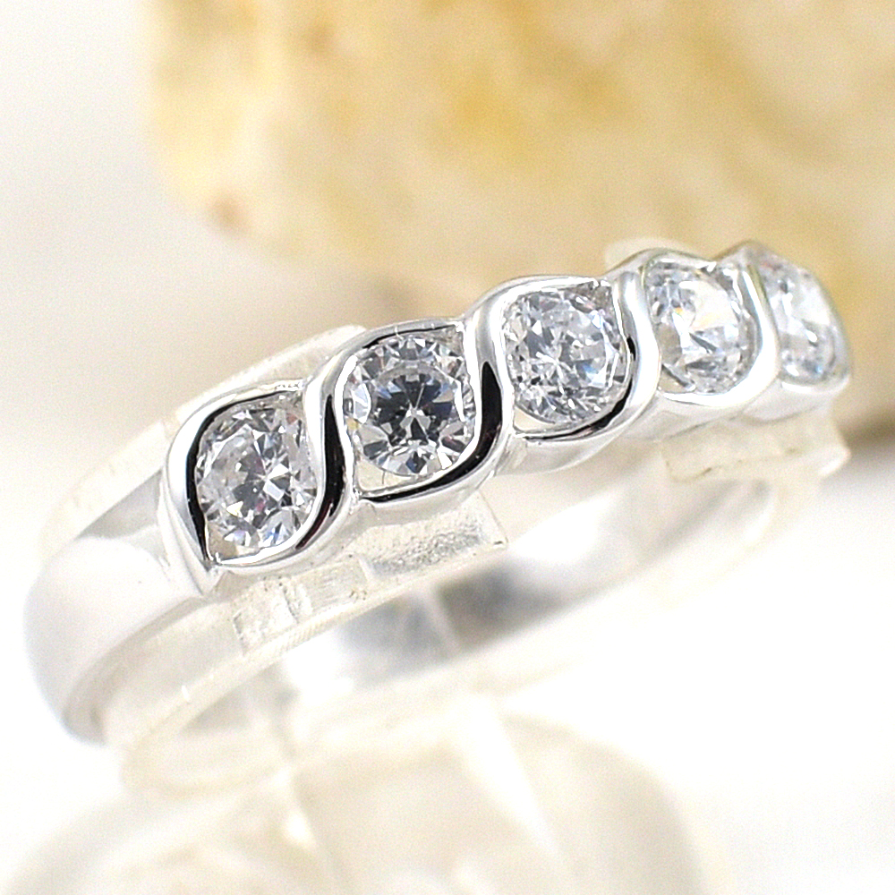 SKJewelryFactory แหวนเเถว แหวนเพชรแถว สุดคลาสสิค ER00869-WCZ
