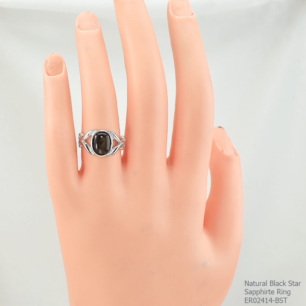 SKJewelryfactory แหวนเงินแท้ 92.5% ฝังพลอยแบล็คสตาร์แซฟไฟร์แท้ เน้นพลอยโดดเด่น ER02414-BST