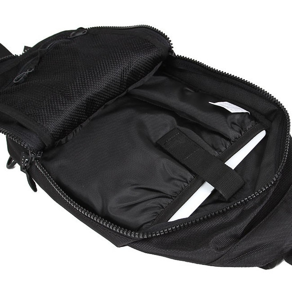 Coleman - ATLAS SLING BAG – 5 L Heater (สีเทาควันบุหรี่) コールマン ボディバッグ アトラス スリングバッグ 対応 自転車/ウォーキング