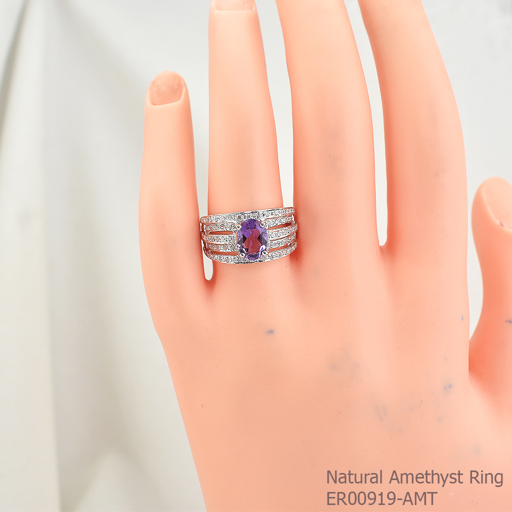 SKJewelryfactory แหวนแอมิทิสต์แท้ เก๋มากชิ้นนี้ เพชรไล่ระดับ ER00919-AMT
