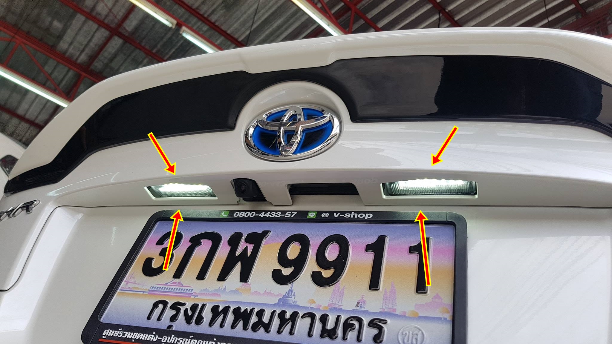 C-HR ไฟส่องป้ายแบบเปลี่ยนทั้งชุด