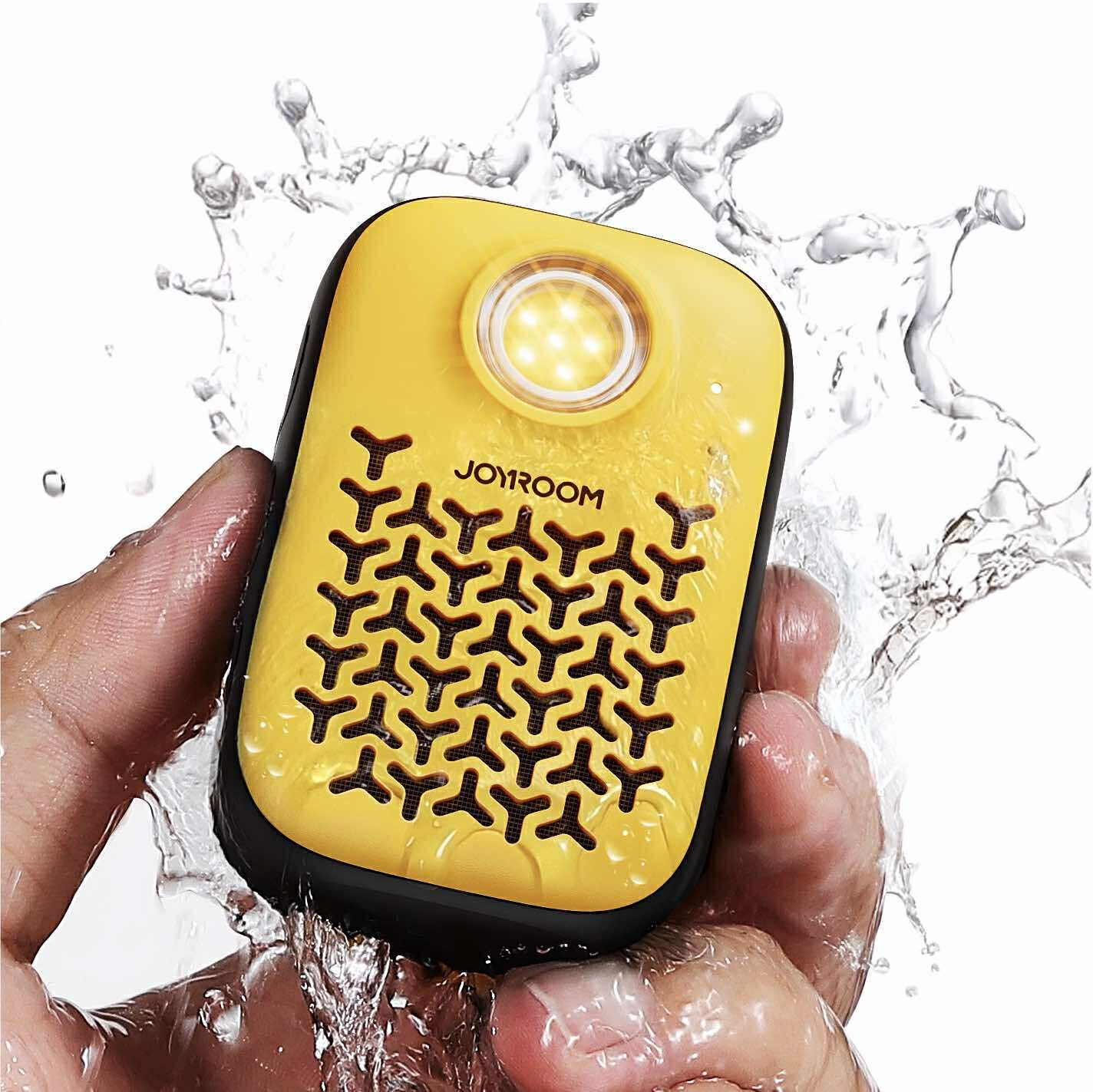 JOYROOM JR-MS03 Mini speaker ลำโพงบลูทูธแบบคลิป กันน้ำ เสียงดี รับสายได้ ใช้ได้นาน 10 ชม.