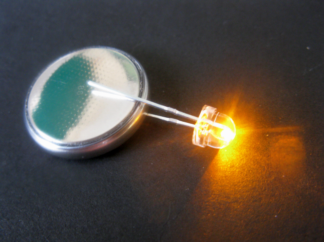 LED ขนาด 4.8 มิล ชนิดซุปเปอร์ไบร้ท์ 30 องศา