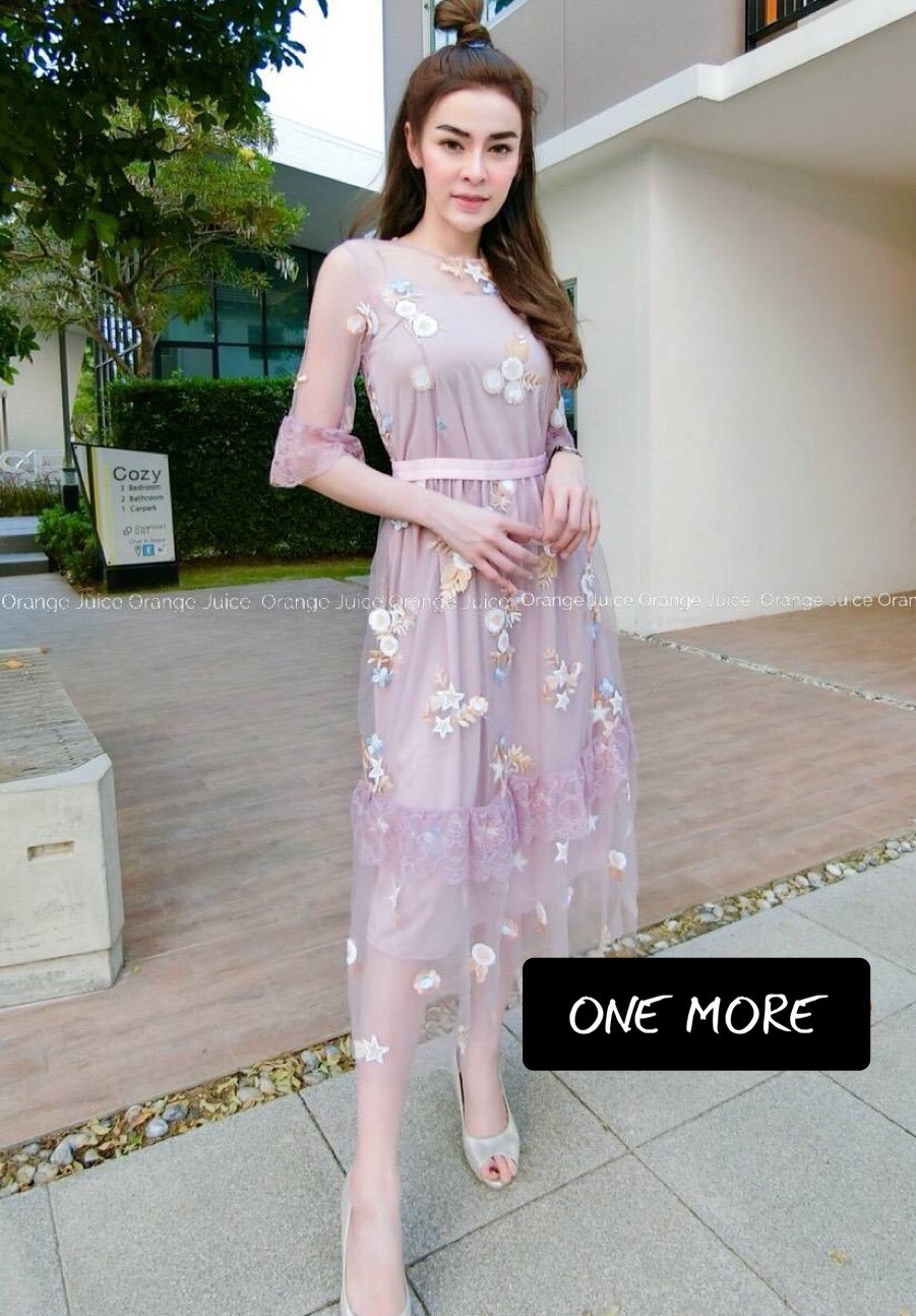 เดรสเกาหลี พร้อมส่ง ชุดเดรส ปักลายเลื่อมทั้งตัว