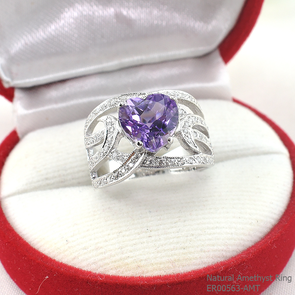 SKJewelryfactory แหวนเงินแท้ 92.5% ฝังพลอยแอมิทิสต์แท้ รูปทรงหัวใจ ER00563-AMT