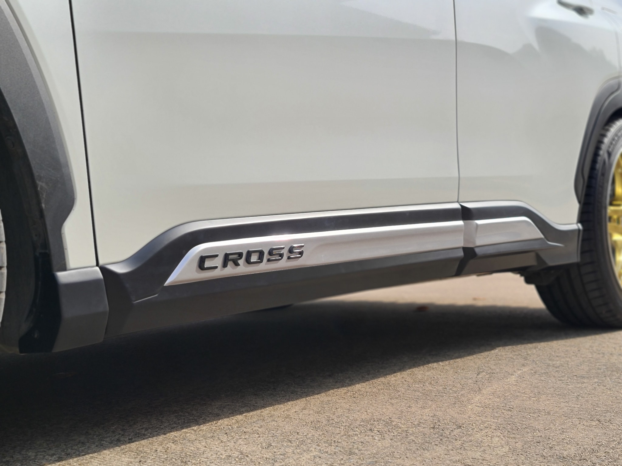 Corolla Cross กาบประตูข้าง RBS 4บาน