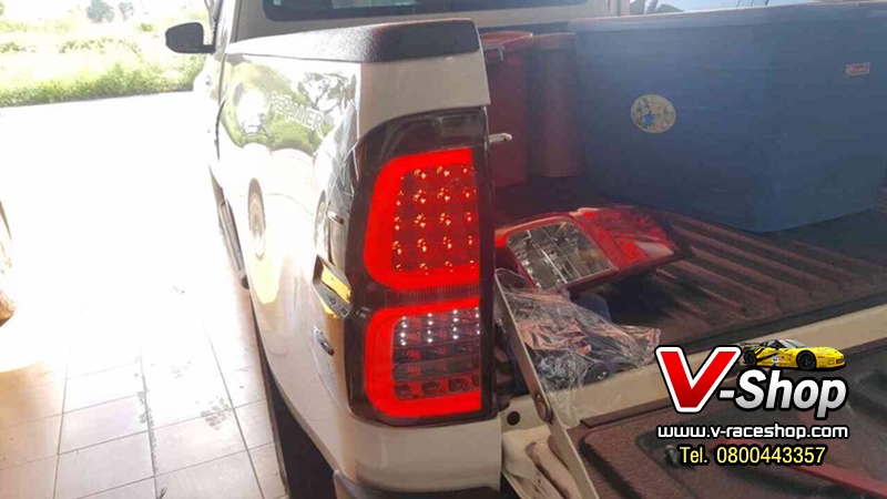 ไฟท้าย LED แบบเปลี่ยนทั้งโคม REVO ขาว-แดง