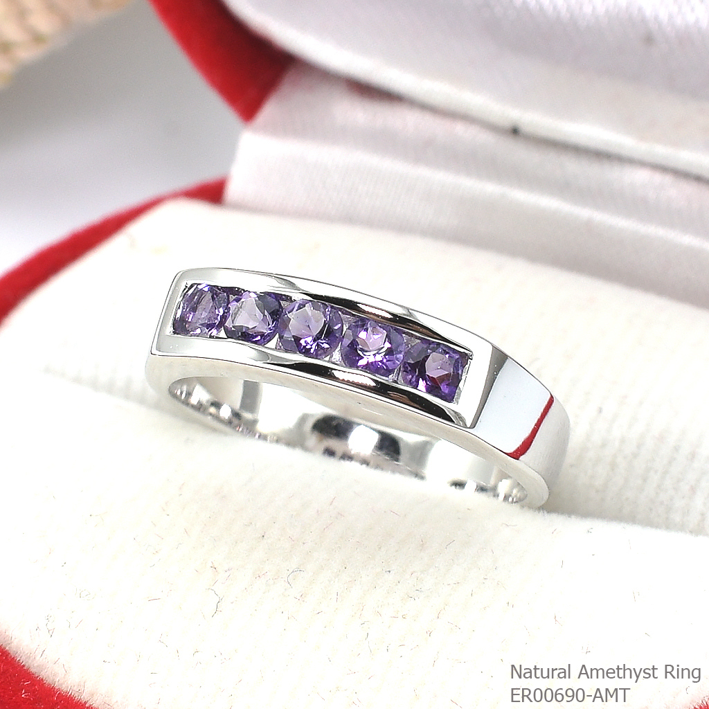 SKJewelryfactory แหวนแถวพลอยแอมิทิสต์แท้ 0.75 กะรัต ทรงนี้ใส่ติดนิ้วตลอด ทรงแหวนเรียบๆสวยๆ ER00690-AMT