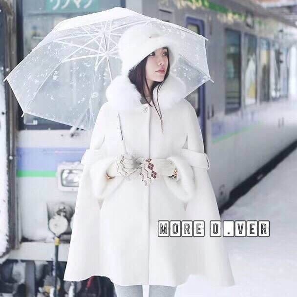 เสื้อเกาหลี พร้อมส่ง เสื้อโคชตัวยาวสีขาวมีฮู้ด