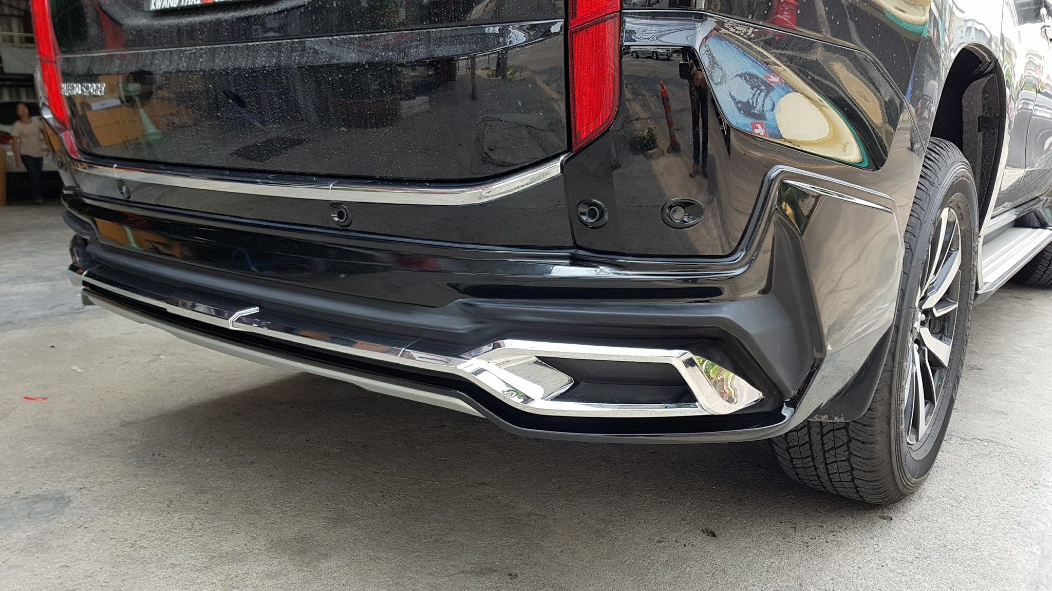 ชุดแต่ง New Pajero Sport Tithum 4ชิ้น