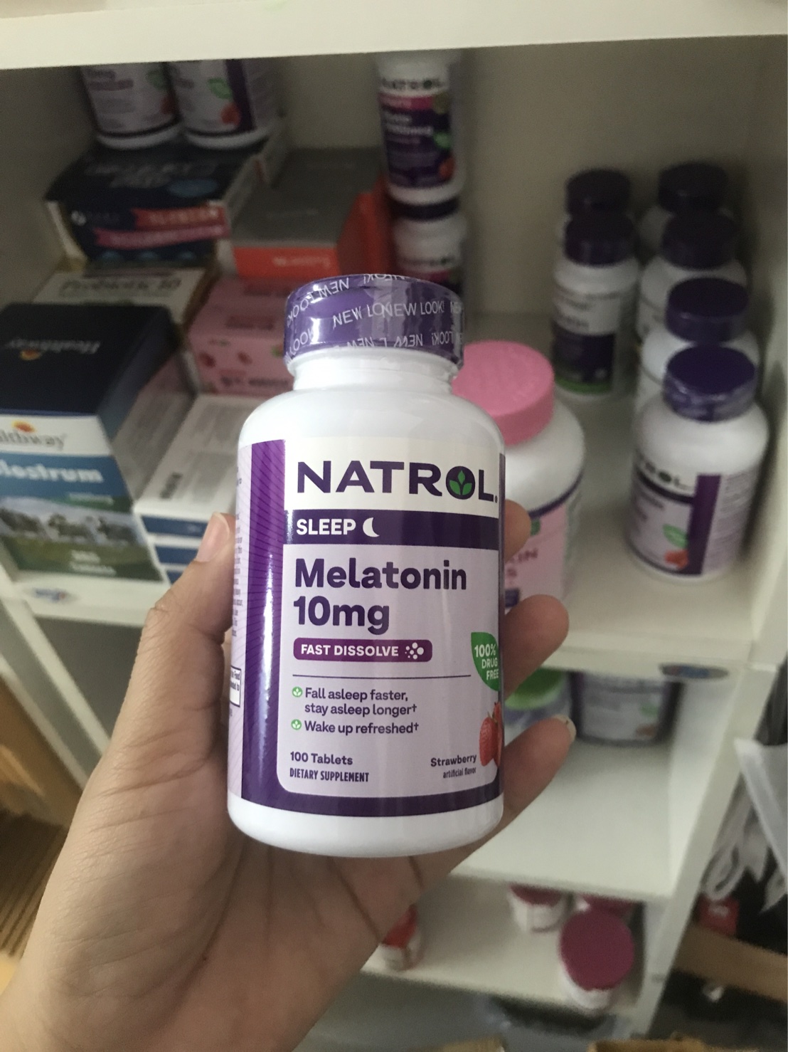 Natrol Melatonin 10 mg เมลาโทนินแบบเม็ดอม เสริมการนอนหลับ 100 เม็ด แพคเกจใหม่
