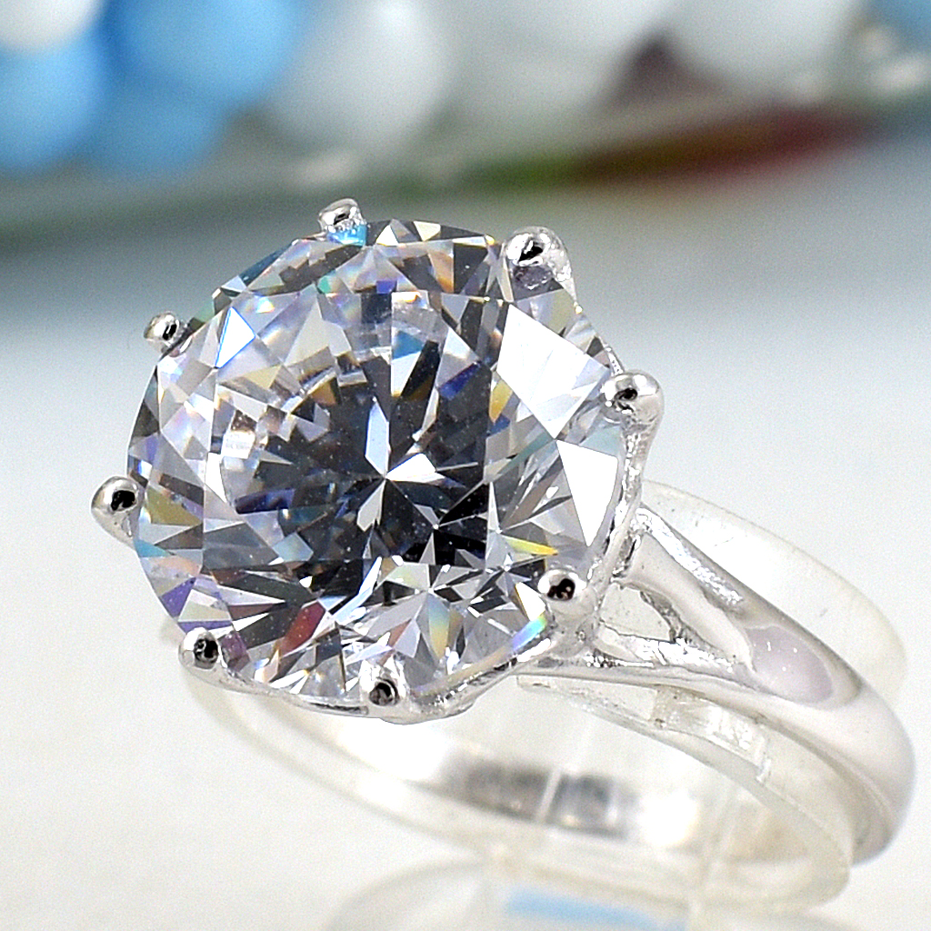 SKJewelryFactory แหวนเพชร ที่สุดของเพชร ขนาด7กะรัต ไฟร้อย น้ำร้อย ER02381-WCZ