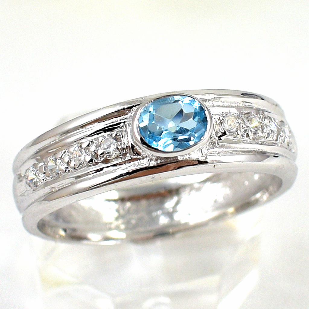 SKJewelryfactory แหวนเงินแท้ ฝังพลอยสวิสบลูโทปาซแท้ ประดับด้วยเพชร ใส่ได้ทั้งผช.และผญ. ER02011-SBT