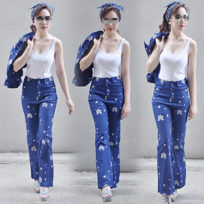 พร้อมส่ง กางเกงยีนส์ขาบาน เนื้อยีนส์ยืด แต่งดอกเดซี่