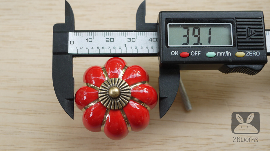 มือจับเซรามิกฟักทอง สีแดง 40 mm