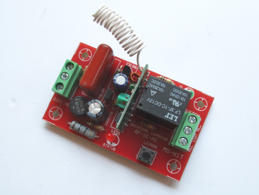 RF-1E รีโมท คอนโทรล 1 ช่อง ใช้ไฟ AC 220V