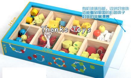 ร้อยเชือกลูกปัด Lacing beads with box ของ Yours Toys