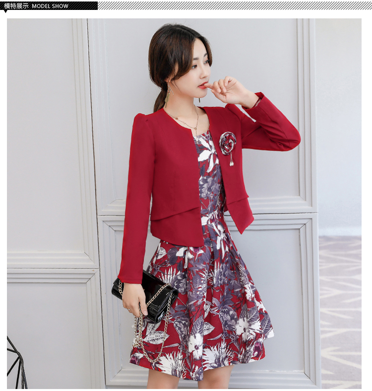 เสื้อผ้าเกาหลี พร้อมส่ง เสื้อสูทและเดรส สีแดงเข้ม