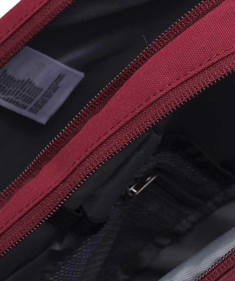 TNF - Crossbdy Vintage Field Back : สีแดง วินเทจ