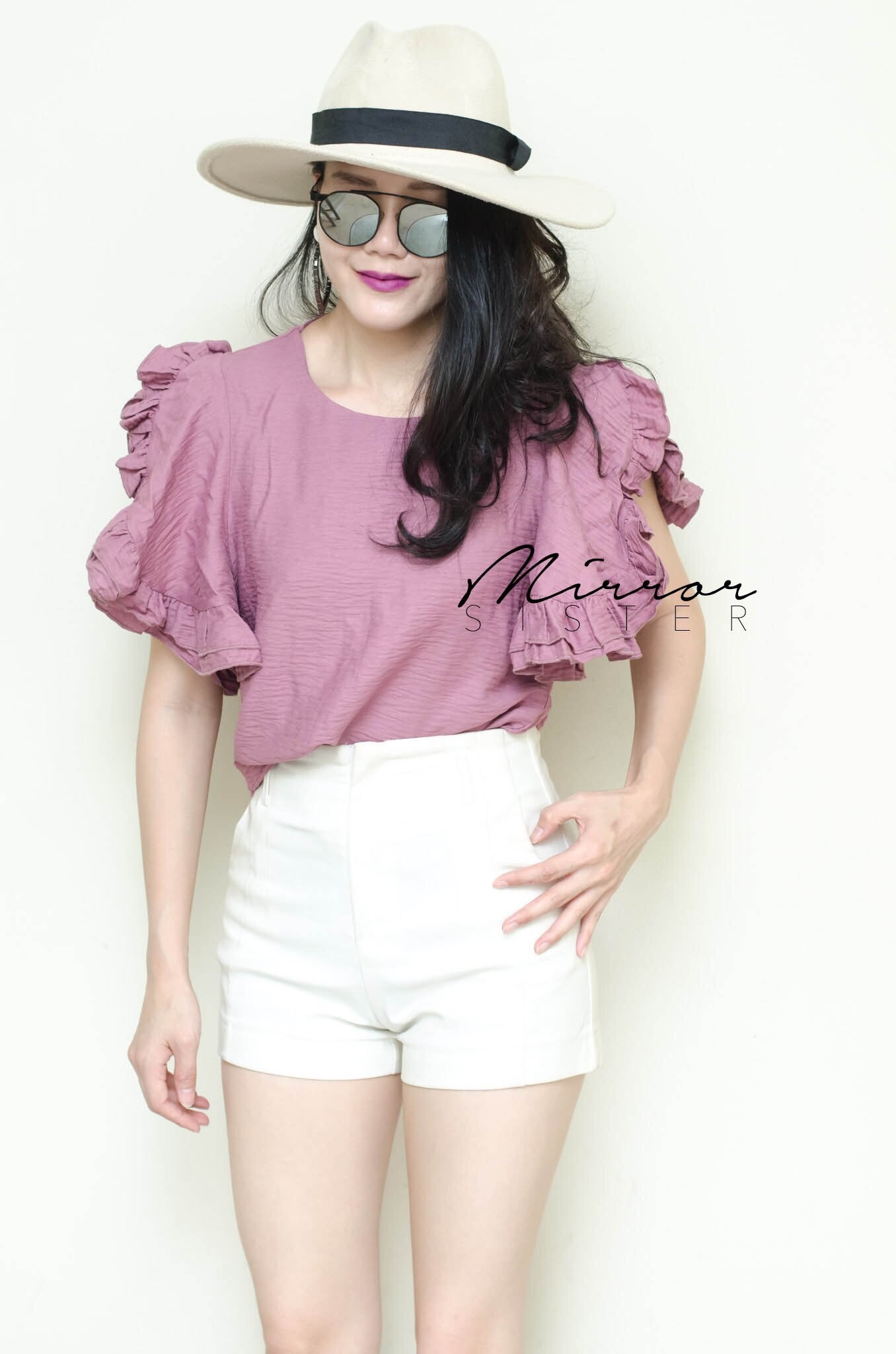 เสื้อเกาหลี พร้อมส่ง เสื้อ แต่งกุ๊น2ชั้น ระบายเด้งๆ
