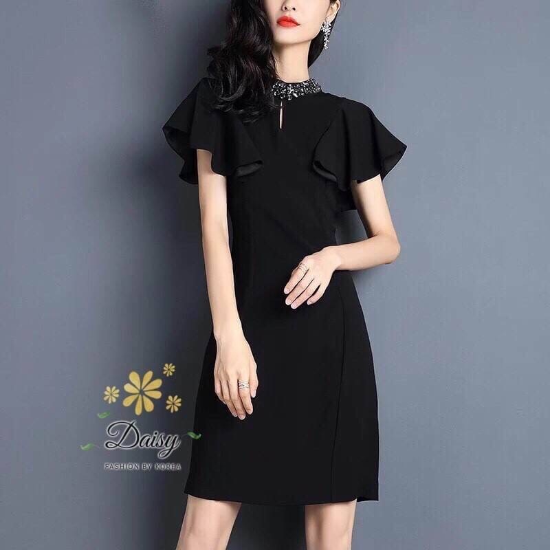 พร้อมส่ง ชุดเดรสคอปิดแต่งระบายคลุมแขน
