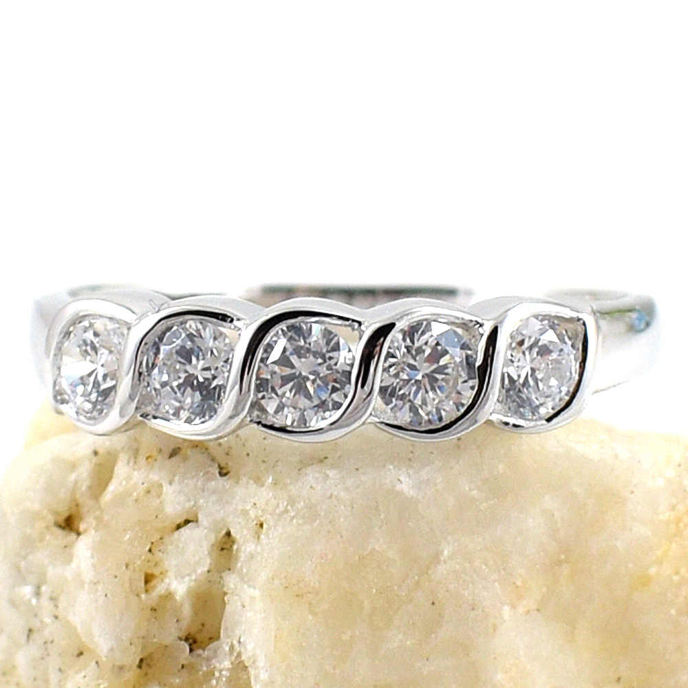 SKJewelryFactory แหวนเเถว แหวนเพชรแถว สุดคลาสสิค ER00869-WCZ
