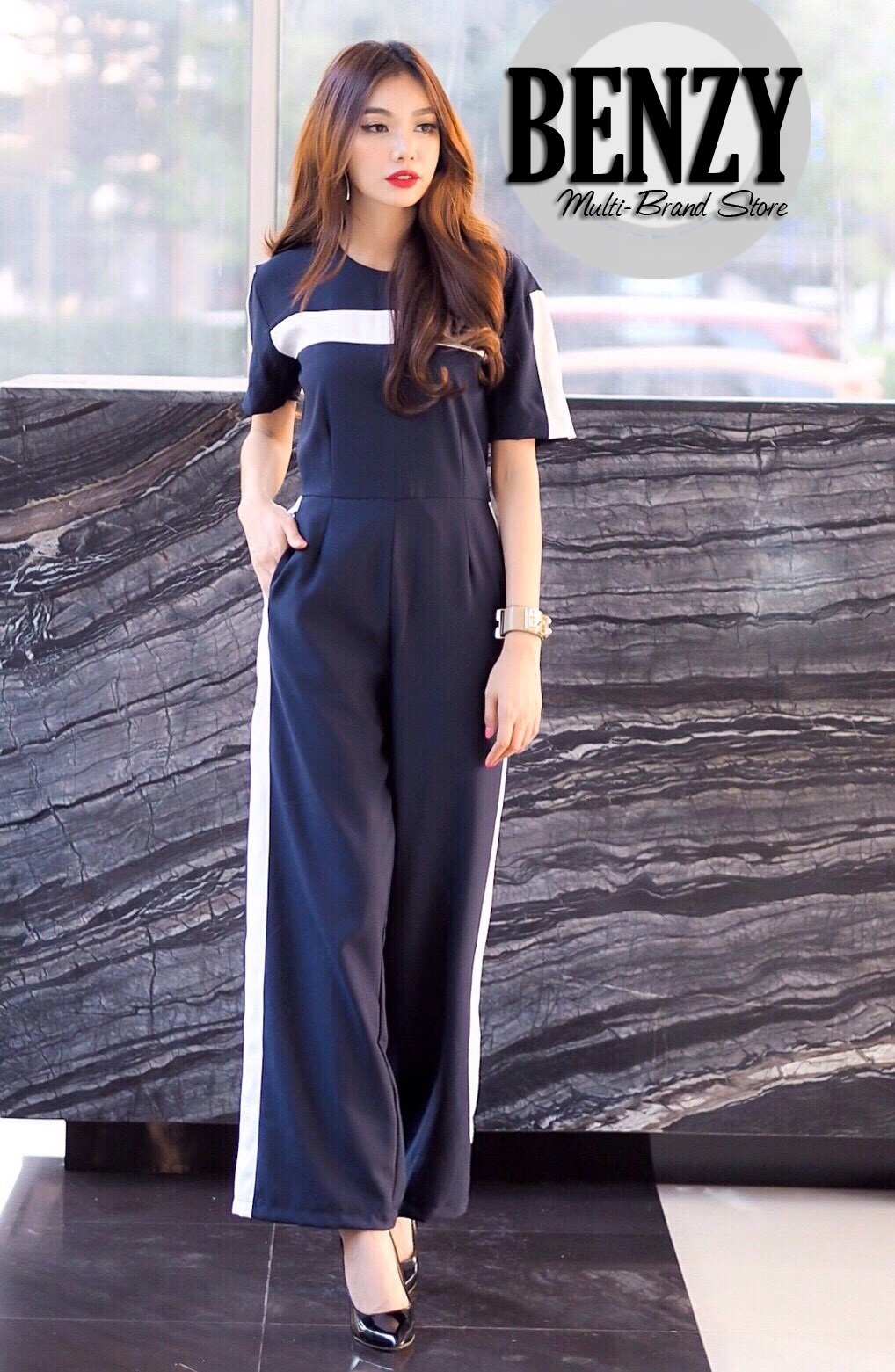 เสื้อผ้าเกาหลี พร้อมส่ง จั้มสูท คอกลม กางเกงขายาว